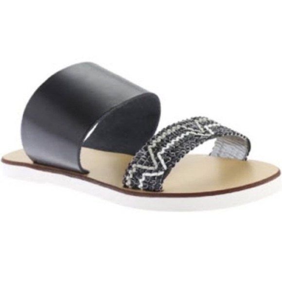 Charles David GIA White/Black Leather Woven Sandal Made in Italy SZ 36/6 - Picture 1 of 8